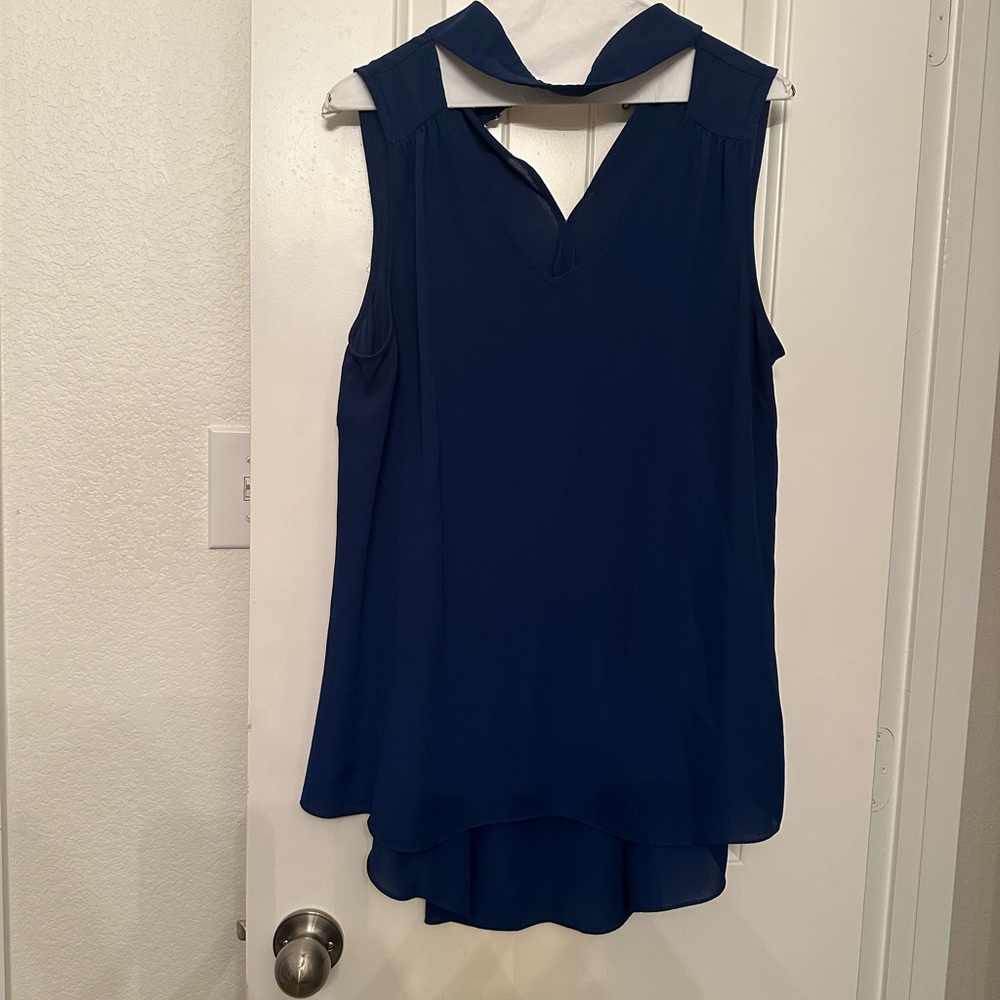 Vince Camuto Navy Sleeveless Blouse